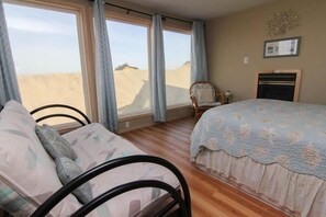 하우스, 침대(여러 개) (Ocean Waves 1) | 4 개의 침실