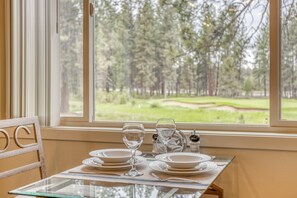 House, Multiple Beds (Pine Post Lodge) | 5 bedrooms - Pine Post Lodge (Bend)