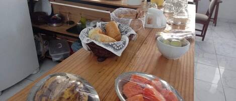 Frokostbuffé hver dag (BRL 15 per person)