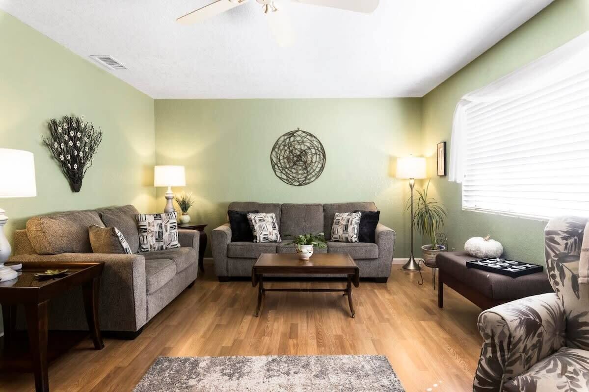 TV, fireplace, books, offices