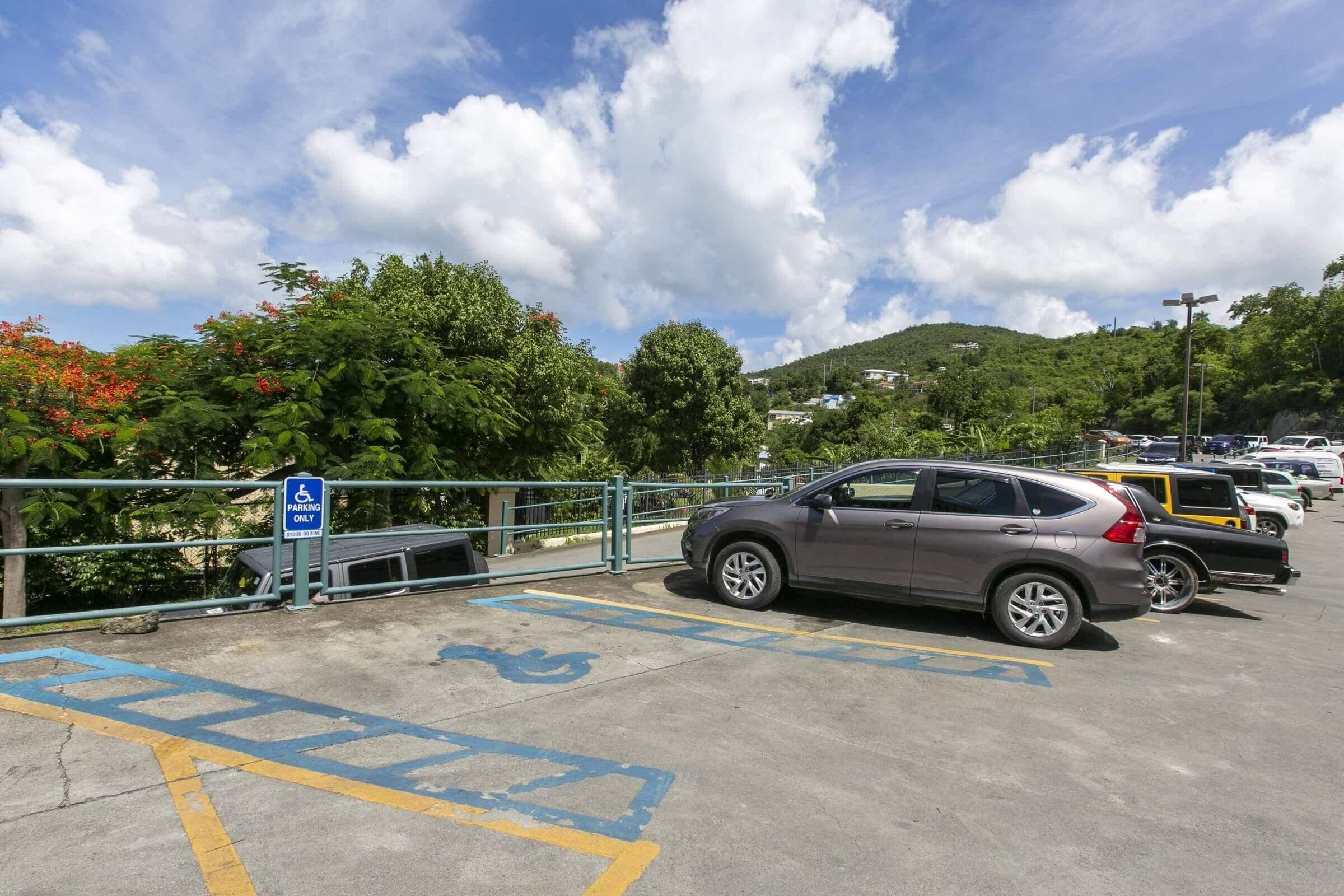 room (location, location, location!) | exterior