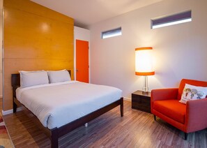 3 soverom, strykejern/-brett, wi-fi og sengetøy