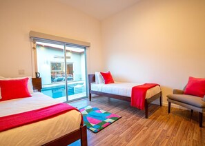 3 chambres, fer et planche à repasser, Wi-Fi, literie fournie