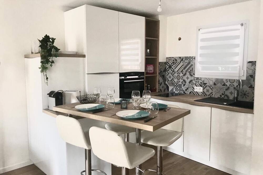 Un Pied à Terre Contemporain Calme à 2 pas du Metro