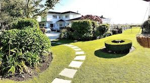 Property grounds - McArthur Park with views of Mt. Taranaki (Hawera)