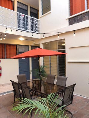 Free daily continental breakfast - Hostal Casa Amiga - Hostel (Managua)