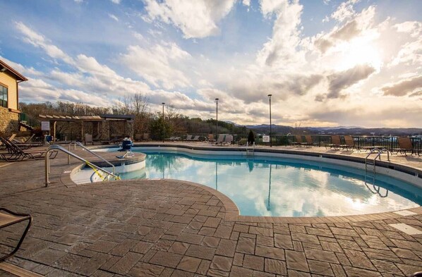 Luokittelematon kuva, 1 kautta 40, painike