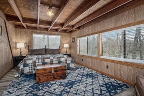 3 habitaciones, tabla de planchar con plancha, cuna de viaje y wifi 