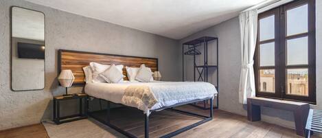 Suite studio de base | Literie de qualitĂ©, couette en duvet, rideaux dâobscurcissement