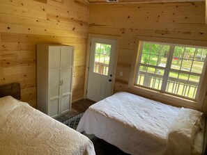 5 chambres, fer et planche à repasser, Wi-Fi gratuit, draps fournis