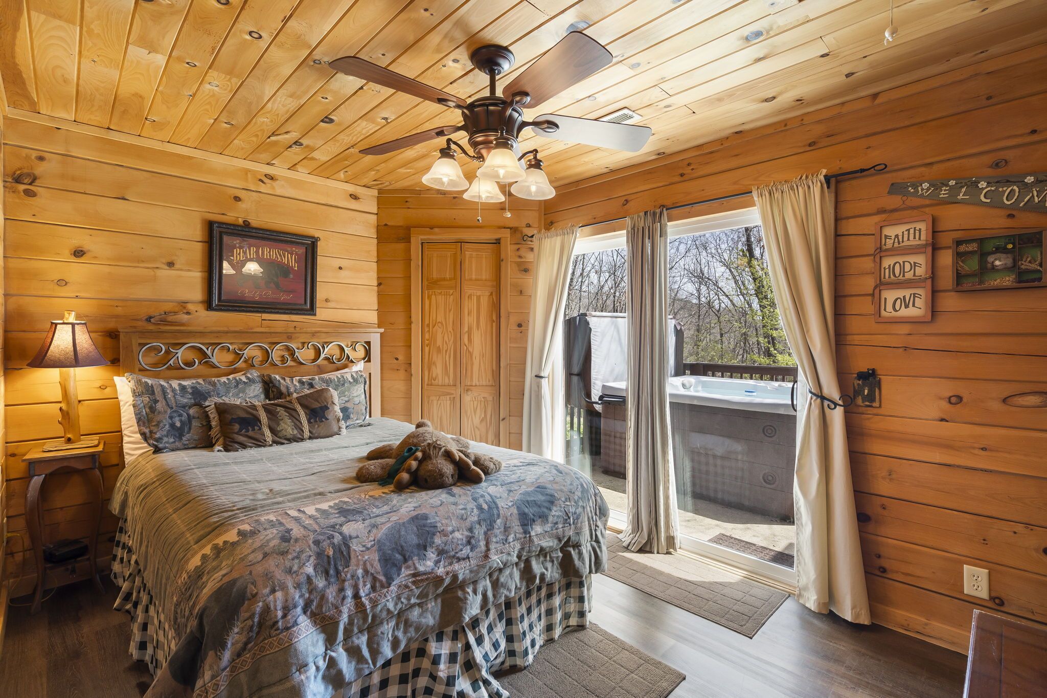 3 Schlafzimmer, Bügeleisen/Bügelbrett, Reisekinderbett, kostenloses WLAN