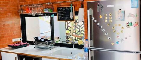 5 Bedrooms | Private kitchen | Full-sized fridge, microwave, oven, stovetop