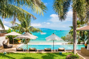 3-Bedroom Pool Villa Beachfront | Private pool