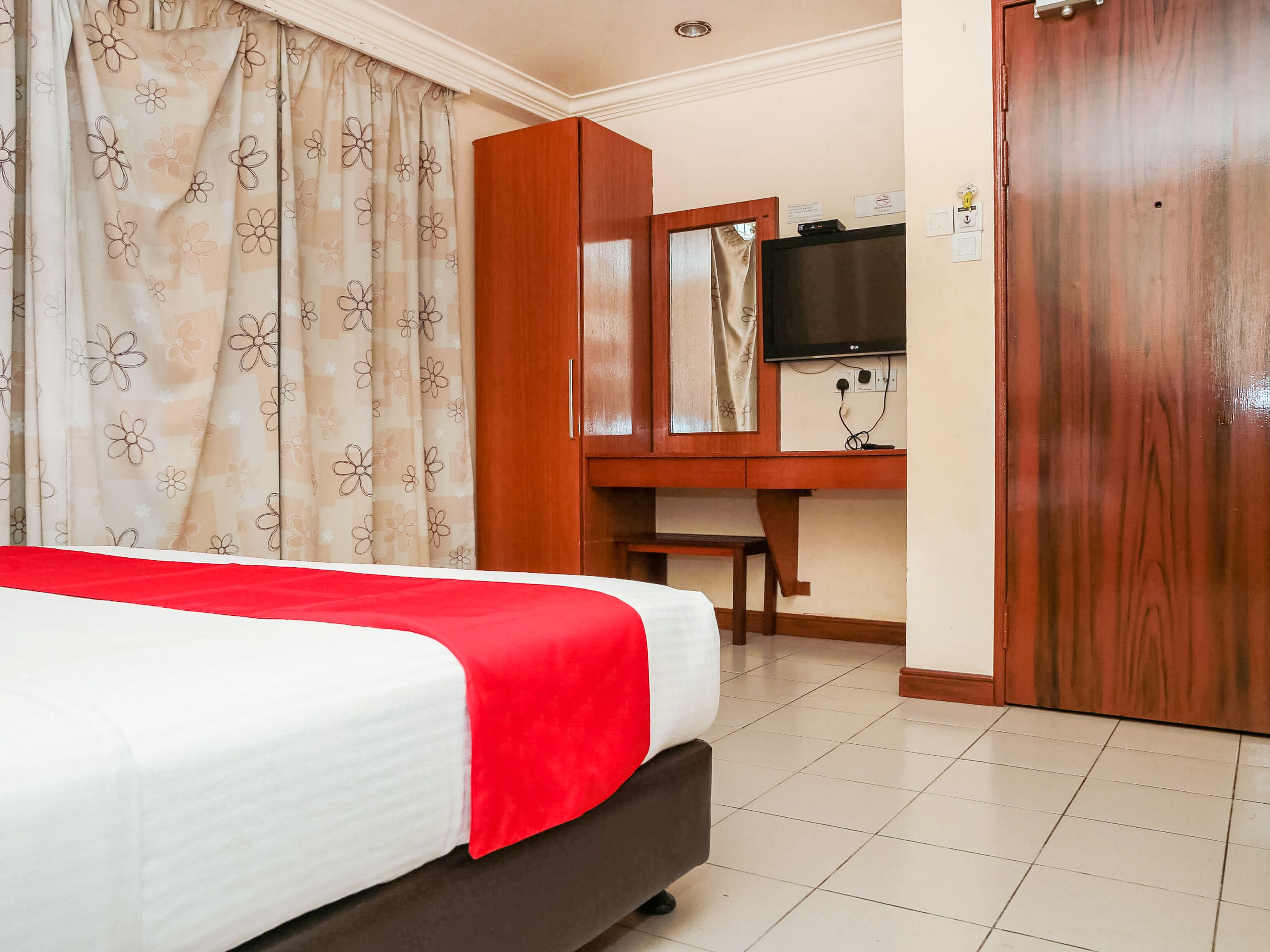 deluxe double room, 1 king bed | free wifi, bed sheets