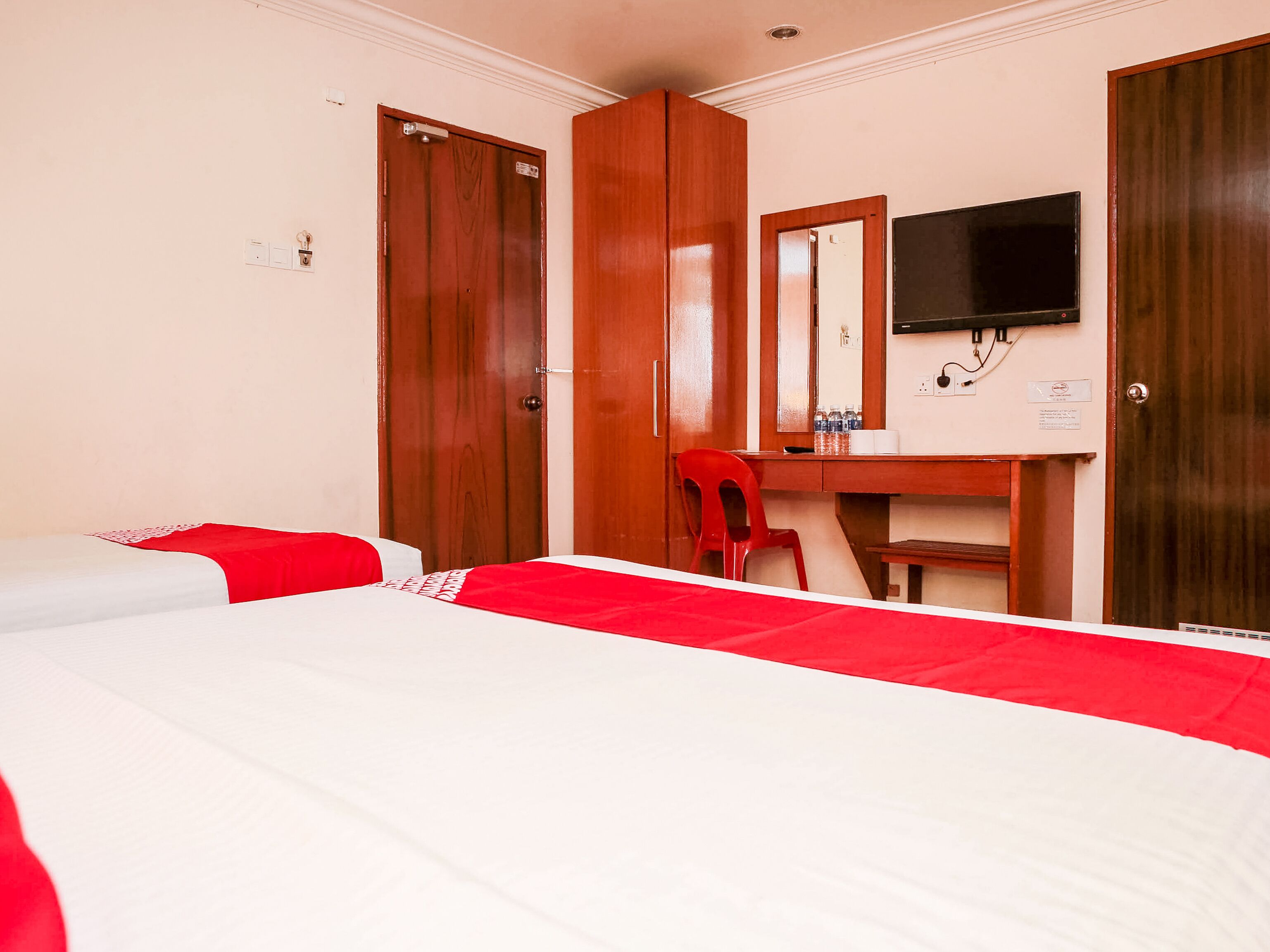 superior suite | free wifi, bed sheets