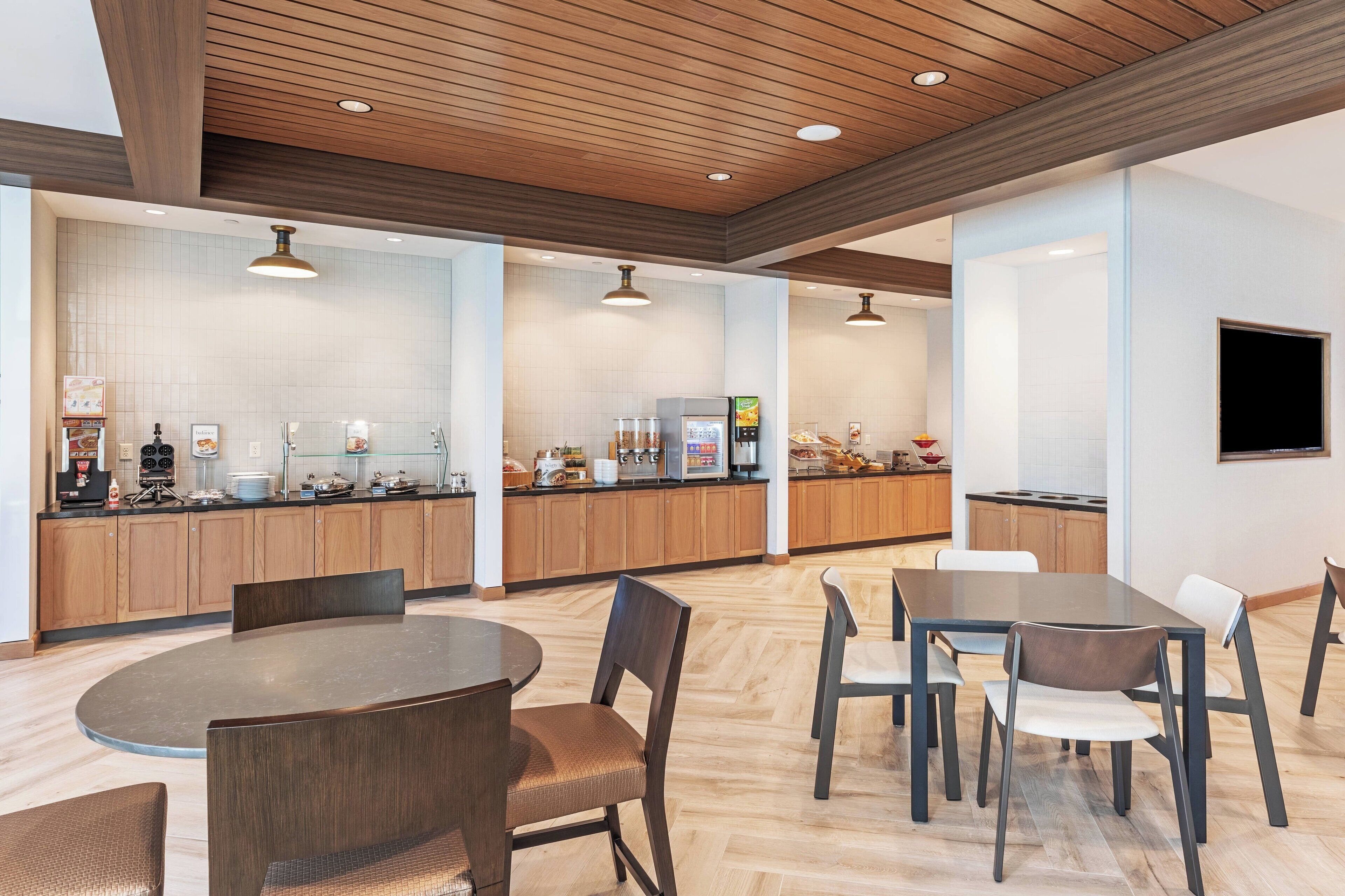 free daily continental breakfast