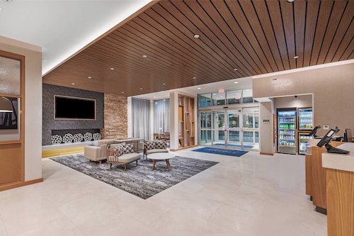 Fairfield Inn & Suites Houston Memorial City Area