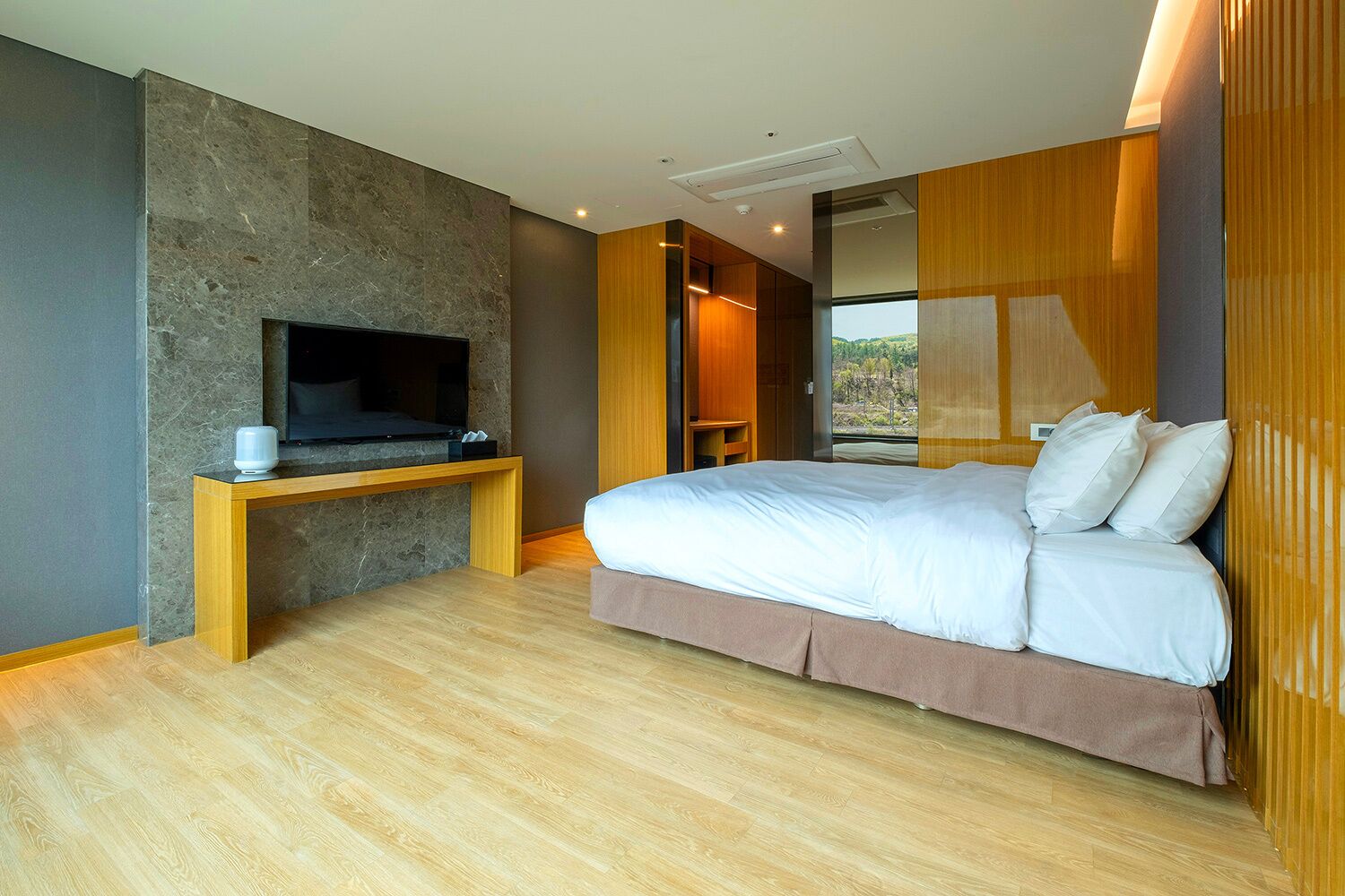 deluxe double room (korean ondol) | soundproofing, bed sheets