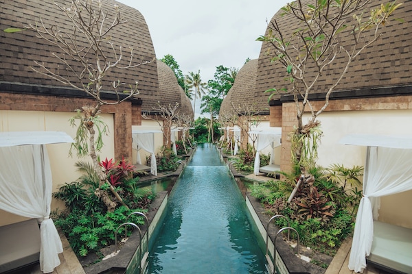 Family Villa, 2 Bedrooms | Minibar, in-room safe, iron/ironing board, free WiFi