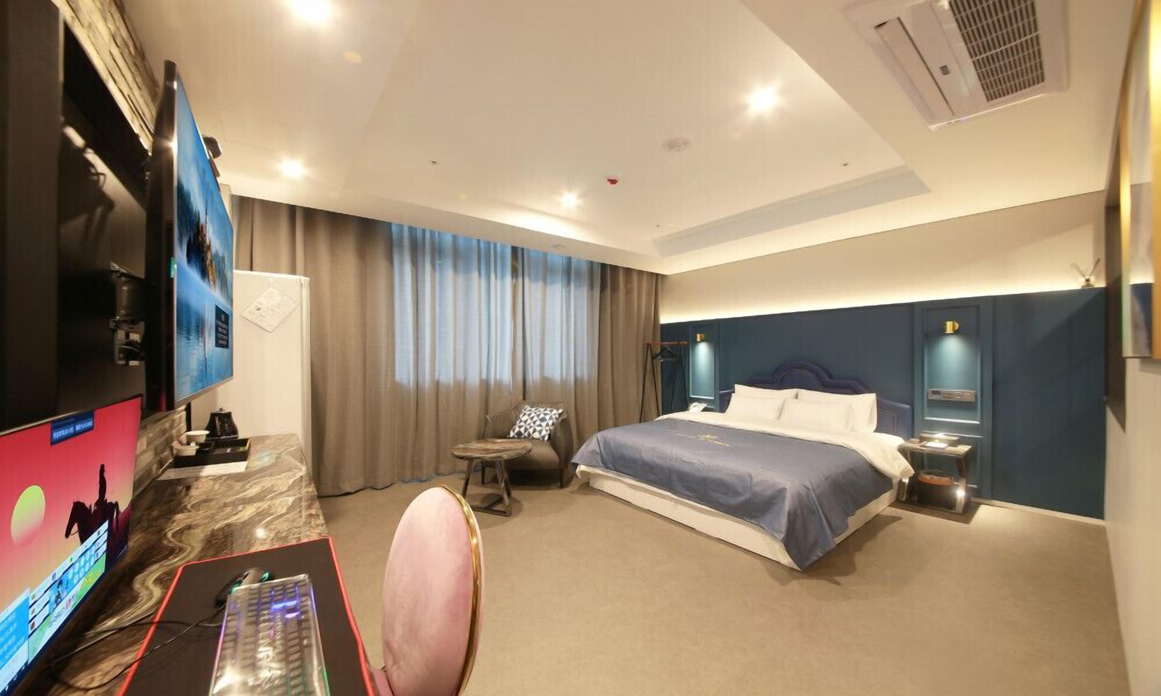 deluxe double room | individually decorated, individually furnished, free wifi