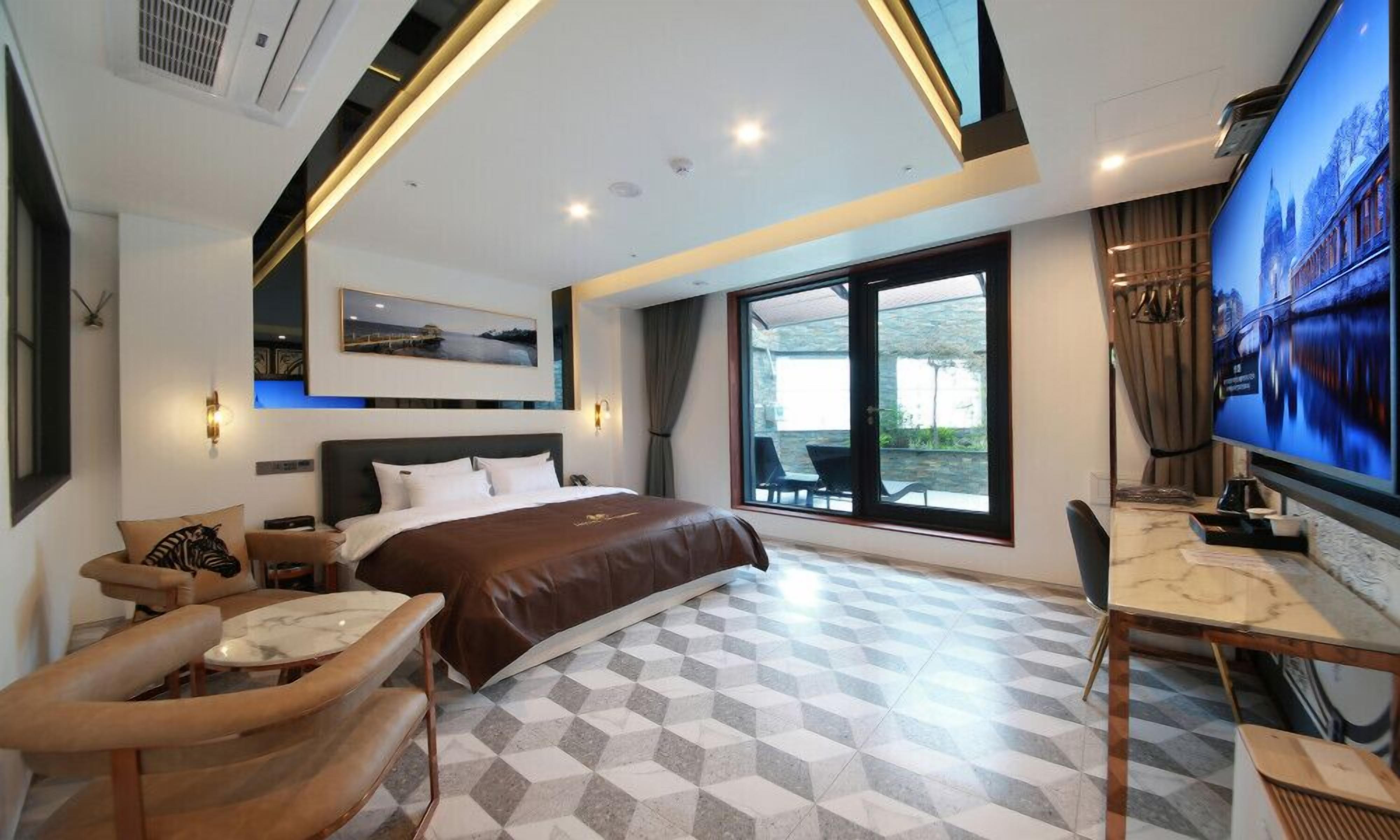 デラックス ダブルルーム テラス | 客室ごとに異なる装飾、客室ごとに異なるインテリア、WiFi (無料)