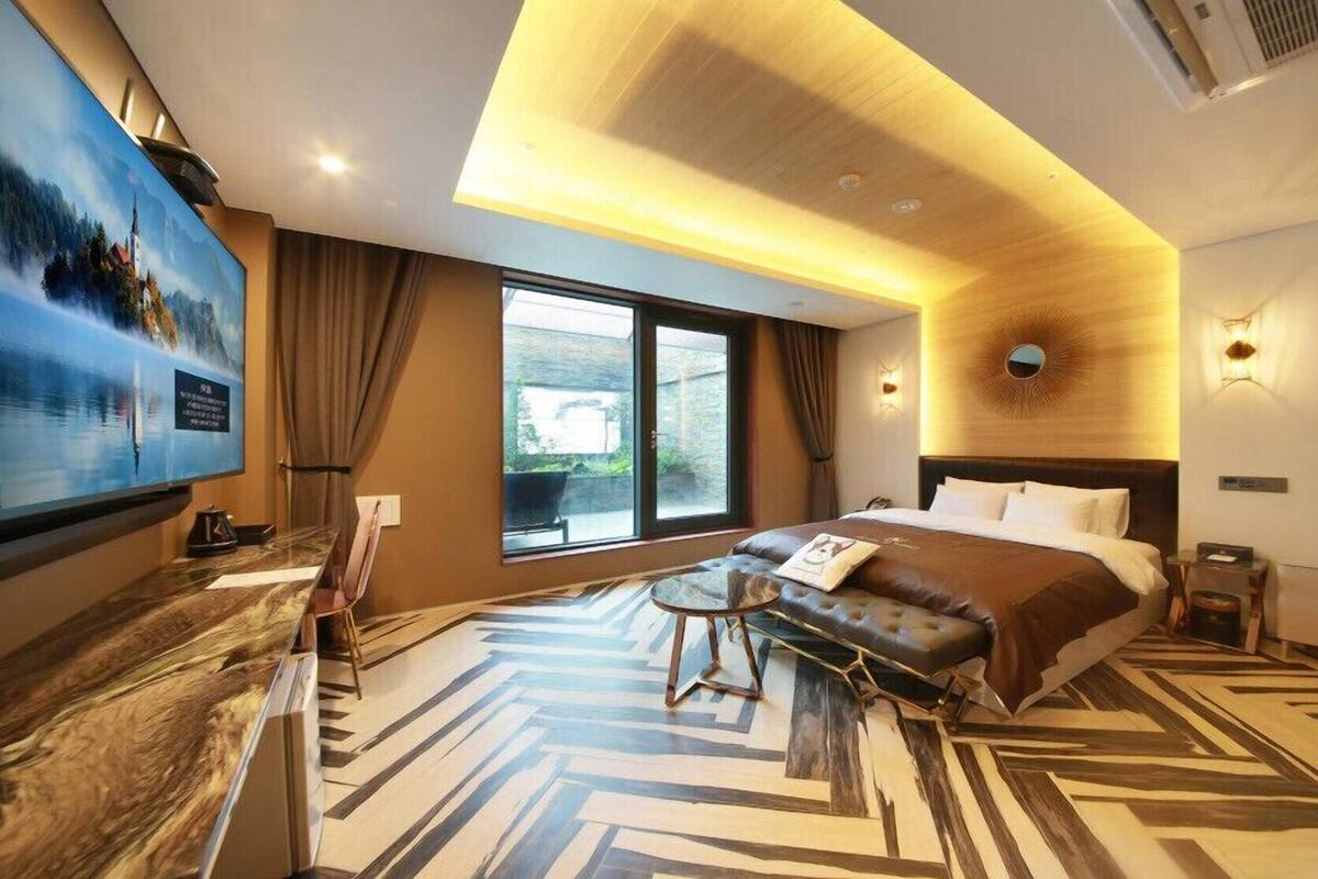 Wi-Fi ฟรี, ห้องพักตกแต่งอย่างมีเอกลักษณ์, ตกแต่งพิเศษโดยเฉพาะ