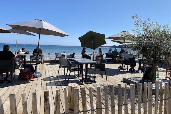 Restaurant Bar vue sur mer