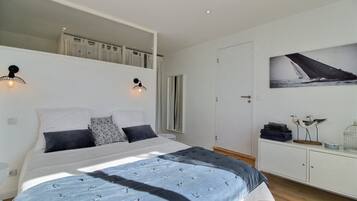 3 chambres, fer et planche à repasser, Wi-Fi gratuit, draps fournis