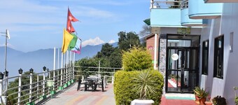 Bojinee Nagarkot Resort