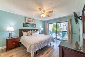 2 makuuhuonetta, silitysrauta/-lauta, ilmainen Wi-Fi, vuodevaatteet