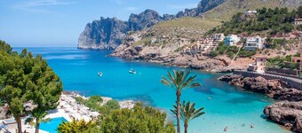 Modern Apartment with sea views, Wifi, AAC, in Cala Sant Vicenç, Pollença