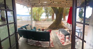 Interior - ALL INCLUSIVE AMENITIES.Kayak,SUP,Pedal Boat,PingPong, Pickleball,Movie Nt& MORE (Nice)