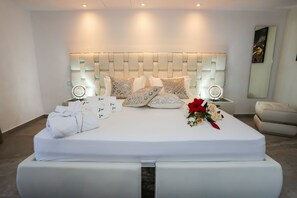 Minibar, caja de seguridad en la habitación y sistema de insonorización 