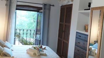 3 Schlafzimmer, Bügeleisen/Bügelbrett, Reisekinderbett, kostenloses WLAN