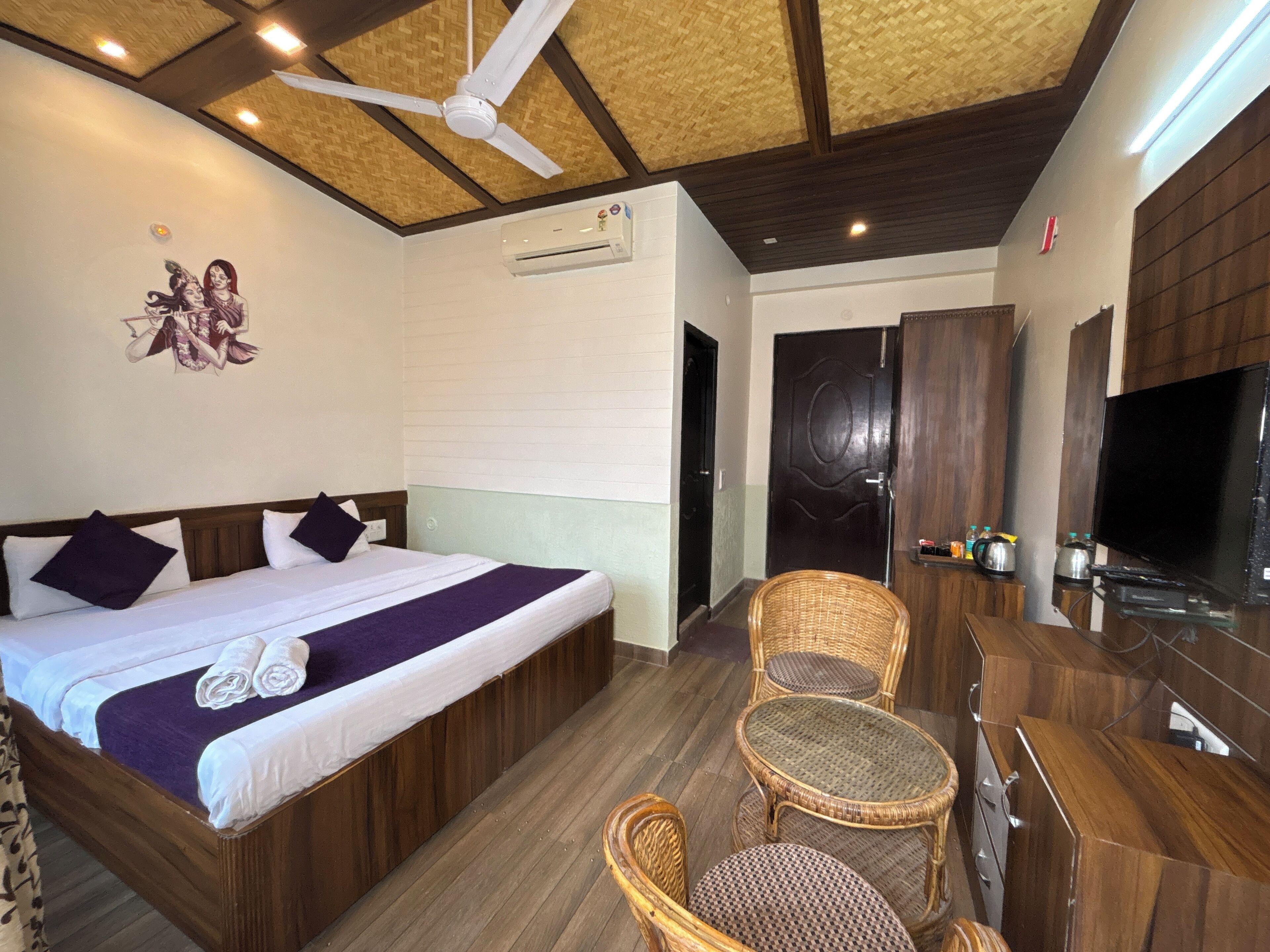 Superior Room | Free WiFi, bed sheets