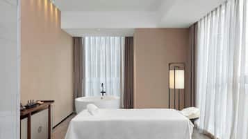 Steam room, body treatments, hydrotherapy, hot stone massages