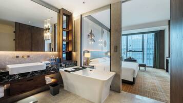 Minibar, in-room safe, individually decorated, blackout drapes