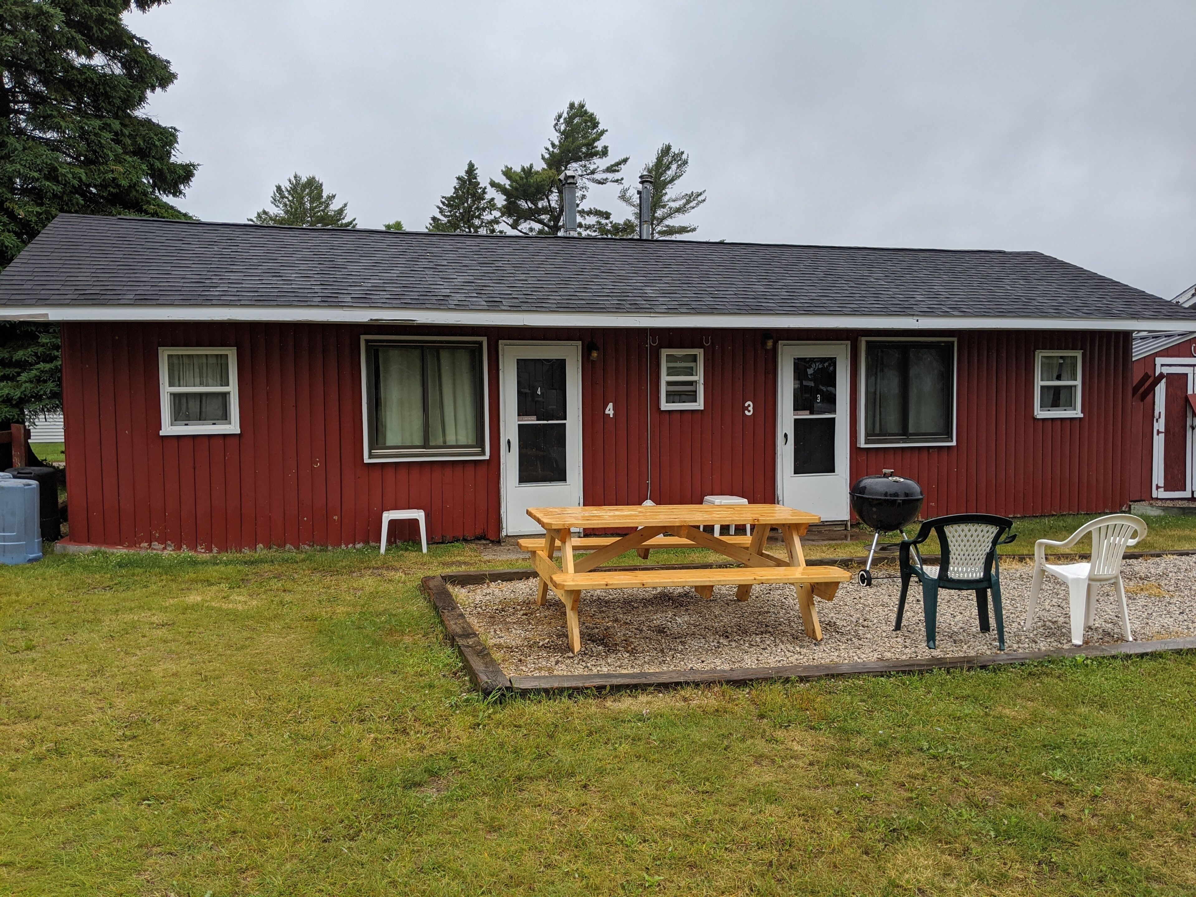 Lakefront Cabin Rental Resort- Cabin 4- Fish, Sightseeing & Ride Trails