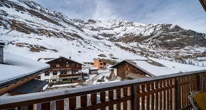 Holiday Apartment "Edelweiss" on a Mountain Farm with Balcony