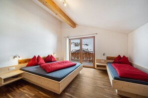 2 bedrooms, free WiFi, bed sheets