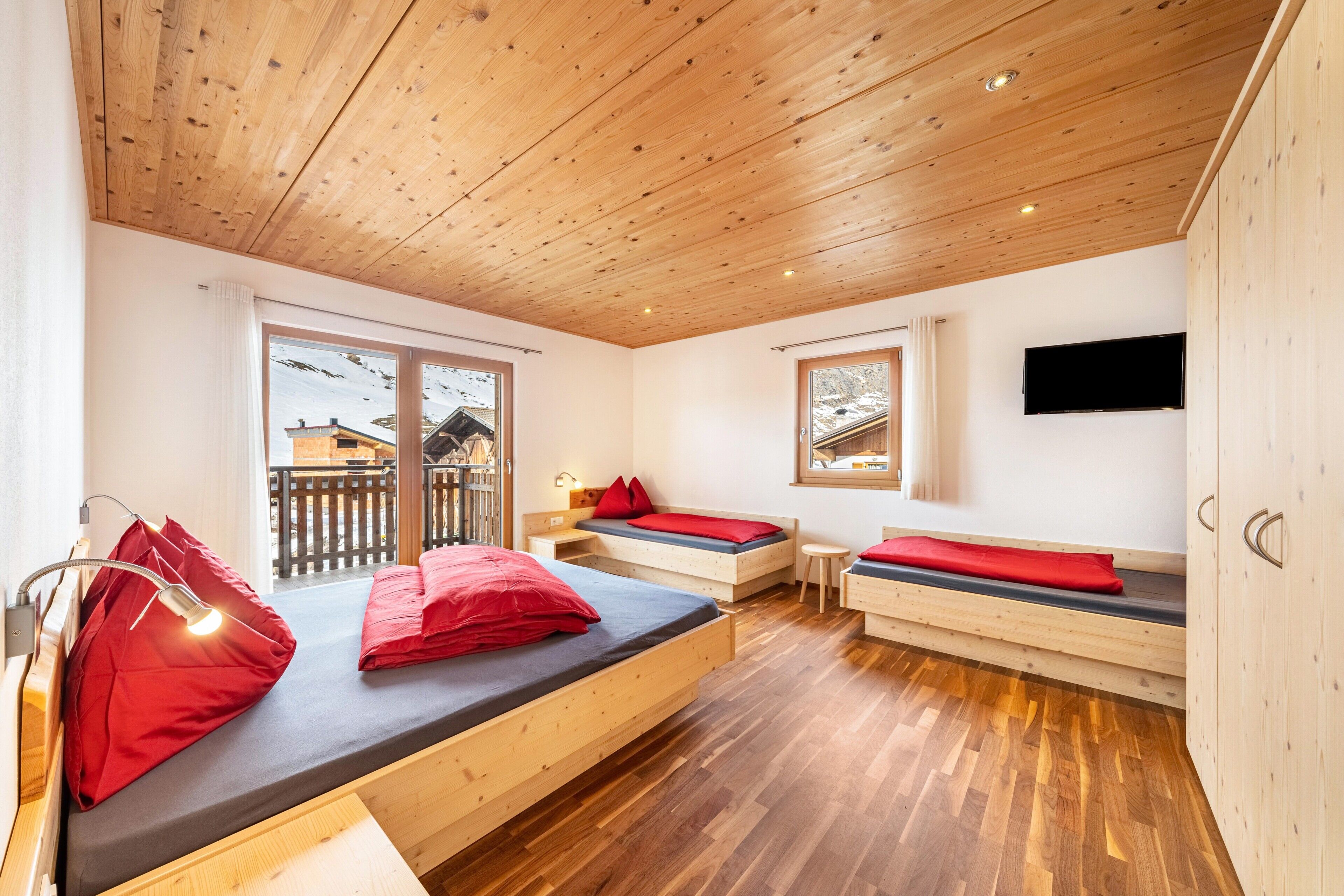 2 bedrooms, free WiFi, bed sheets
