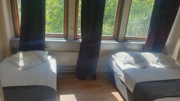 Studio | Desk, blackout drapes, iron/ironing board (on request), WiFi (free) - Hotel Apartment 24 (Skärholmen)