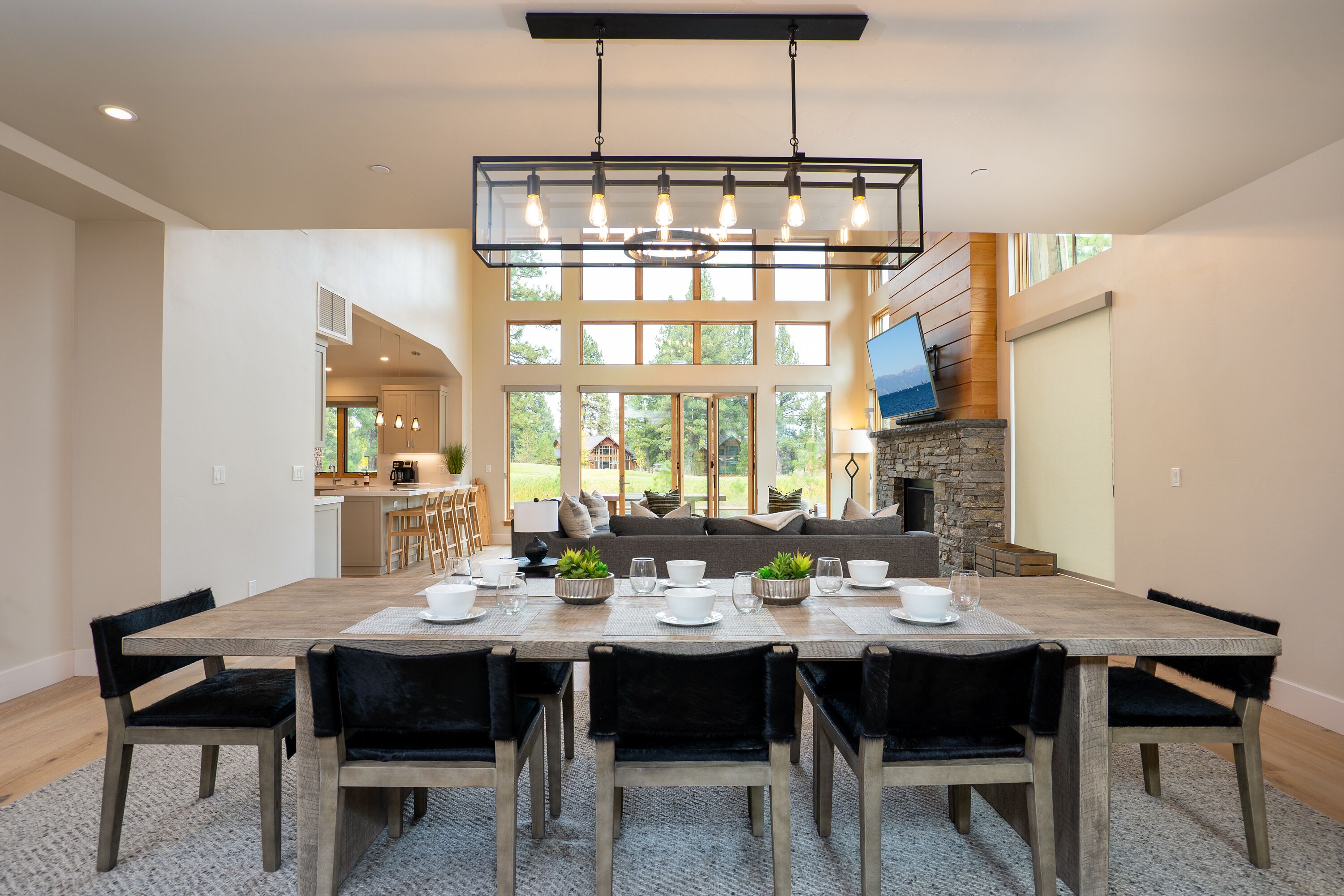 Luxury 4BD Residence in the Signature Home Collection at Old Greenwood!