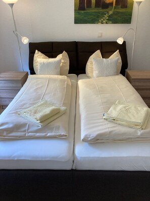 2 Schlafzimmer, Bügeleisen/Bügelbrett, WLAN, Bettwäsche