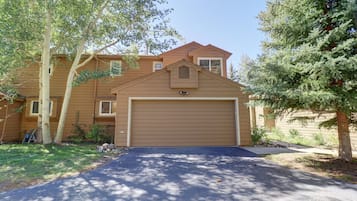 Townhome, 3 Bedrooms | Exterior