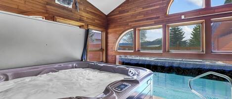 Townhome, 3 Bedrooms | Private spa tub