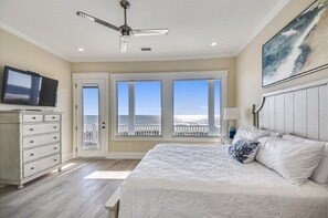 8 bedrooms, free WiFi, bed sheets