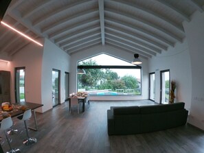 Dining - Villa Vittoria - POOL  (Colico Piano)