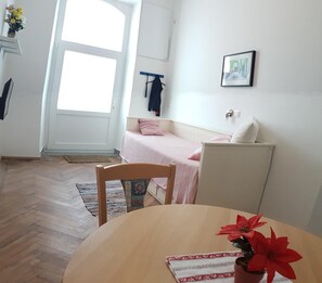 2 bedrooms