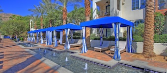 Beautifully Remodeled Villa LQ160 LIC#260596